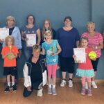 Familienurkunden und Pokale