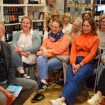 SAT1-Mentalexperte Michael von Kunhardt stellte sein neues Werk in Diez bei „Buch & Wein“ vor