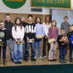 Sportlerinnen und Sportler freuen sich über vielfältige Ehrungen