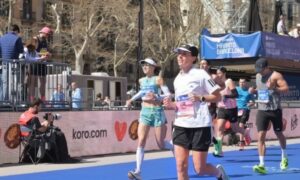 Lea Eisinger VLG Eisenbach beim Barcelona-Marathon am Start