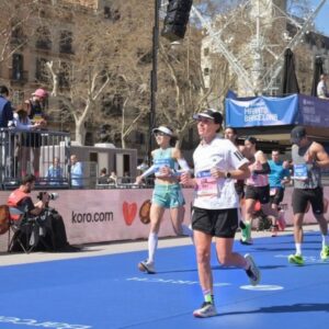Lea Eisinger VLG Eisenbach beim Barcelona-Marathon am Start