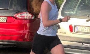 Lisa Müller beim Schwanheimer Pfingstlauf auf dem Treppchen