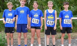 Till und Maximilian steigern sich über 800 m  – Steigerung in den Würfen