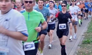 Esther Vornholt beim Baden Marathon in Karlsruhe im Ziel